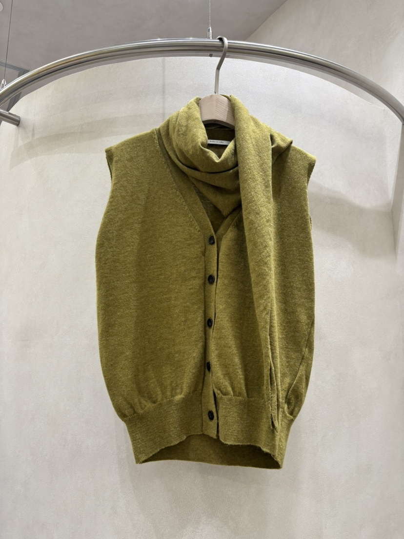 WHO IS SHE韓國代購女裝新品26春夏休閑時尚熱賣推薦馬甲WHO IS SHE馬甲圖色2