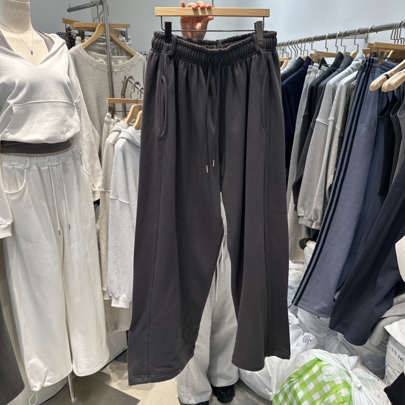 W.FATAL東大門實拍女裝新款人氣26春夏休閑熱賣真品休閑褲W.FATAL休閑褲圖色3實際價格37000