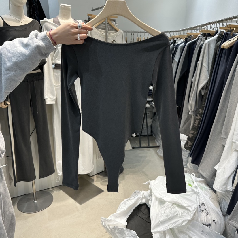 W.FATAL東大門實拍女士新品熱賣真品時尚職業人氣長袖T恤W.FATAL長袖T恤