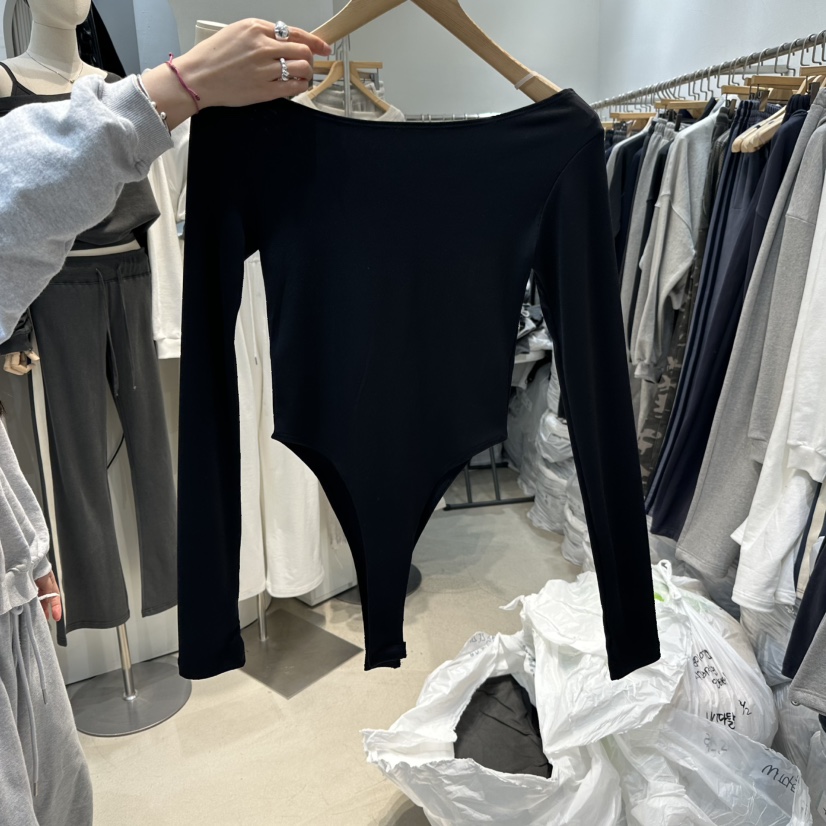 W.FATAL東大門實拍女士新品熱賣真品時尚職業人氣長袖T恤W.FATAL長袖T恤圖色3