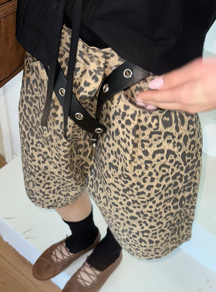 ZEROZERO東大門實拍女裝新品真品熱賣職業短褲不含腰帶豹紋ZEROZERO短褲