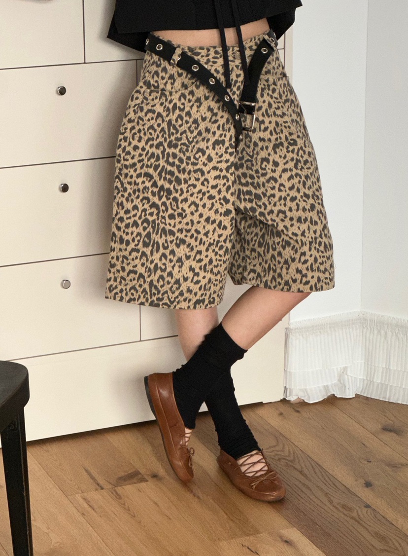 ZEROZERO東大門實拍女裝新品真品熱賣職業短褲不含腰帶豹紋ZEROZERO短褲圖色2