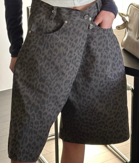 ZEROZERO東大門實拍女裝新品真品熱賣職業短褲不含腰帶豹紋ZEROZERO短褲圖色3