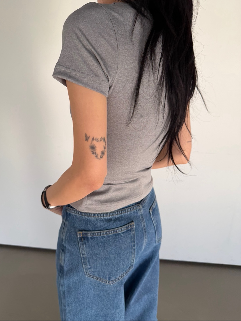 SOLAR韓國直郵女士新品推薦人氣職業休閑真品時尚熱賣T恤SOLART恤