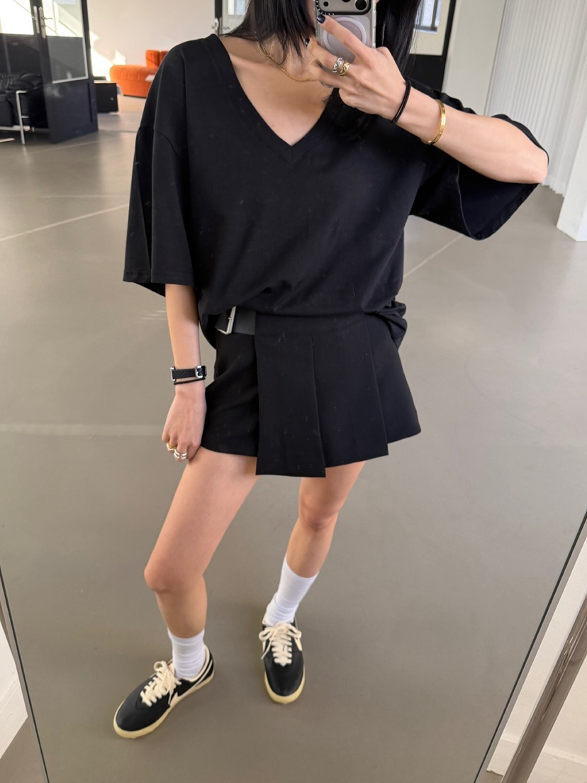 SOLAR東大門實拍女士新品真品熱賣26春夏休閑人氣時尚T恤V領SOLART恤