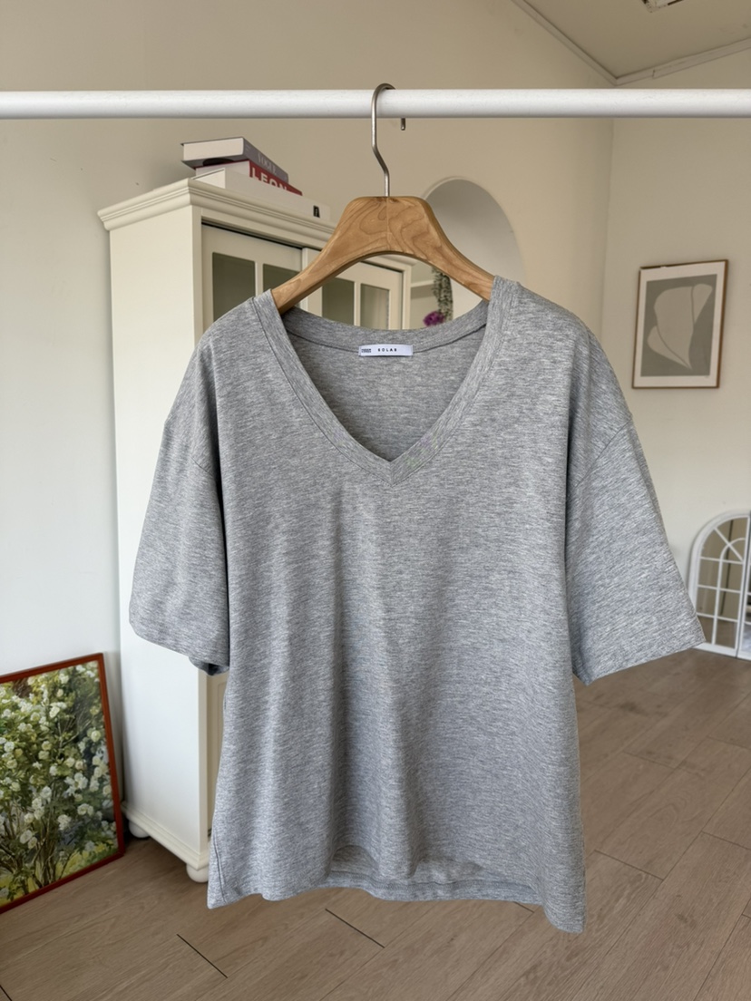 SOLAR東大門實拍女士新品真品熱賣26春夏休閑人氣時尚T恤V領SOLART恤圖色2