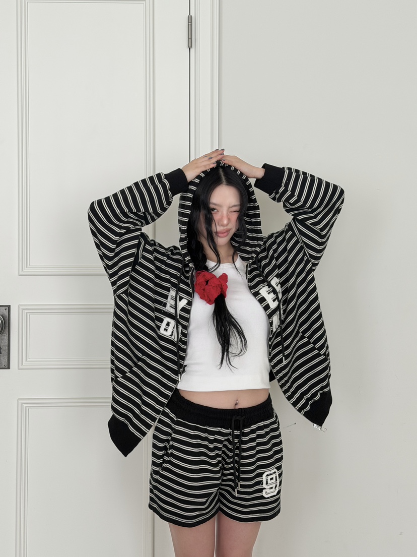 SUGAR CASE韓國直郵女裝新款職業熱賣26春夏夾克拉鏈貼花SUGAR CASE夾克