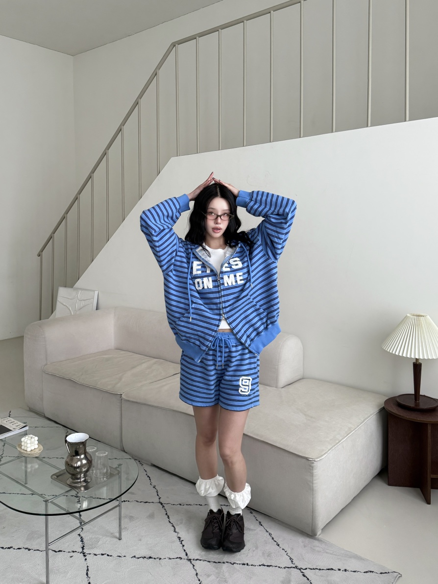 SUGAR CASE韓國直郵女裝新款職業熱賣26春夏夾克拉鏈貼花SUGAR CASE夾克