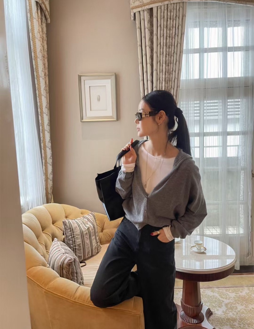 MUSHROOM EFFECT東大門實拍女士新品職業針織衫連帽針織衫紐扣MUSHROOM EFFECT針織衫