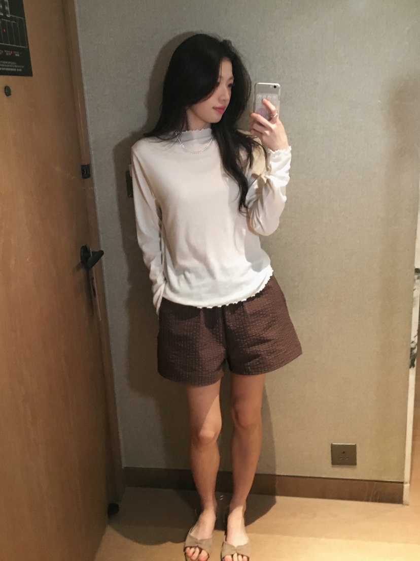 ERUME韓國代購女士新款職業真品26春夏熱賣時尚推薦長袖T恤ERUME長袖T恤