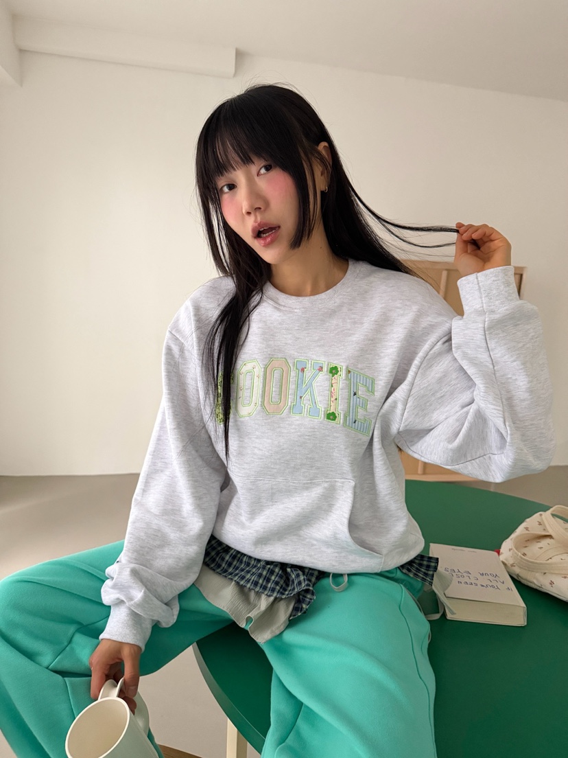 MORE THAN-P東大門實拍女士新品推薦真品職業人氣休閑衛衣MORE THAN衛衣