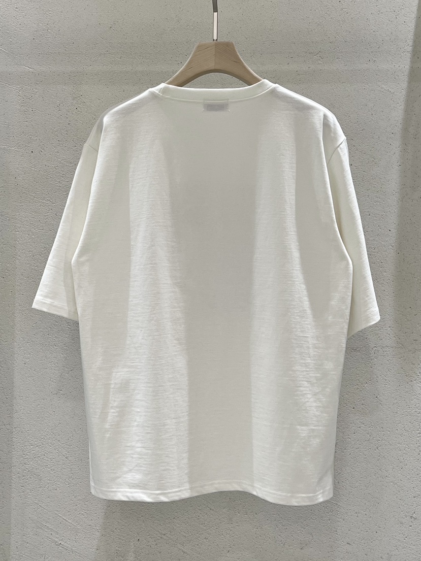 FIZZ東大門直郵女裝新款人氣時尚熱賣職業26春夏推薦真品T恤FIZZT恤