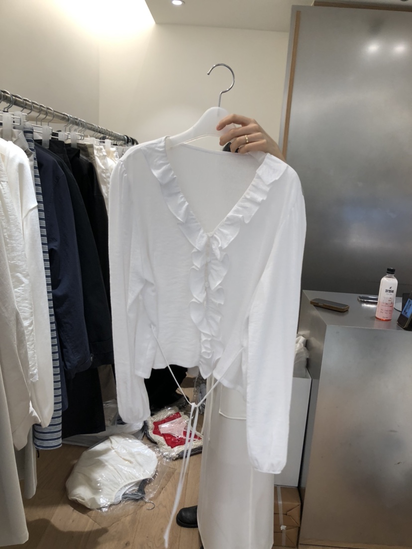 MEET ME東大門代購女裝新品真品人氣休閑襯衫蕾絲衫褶皺MEET ME襯衫/蕾絲衫圖色2