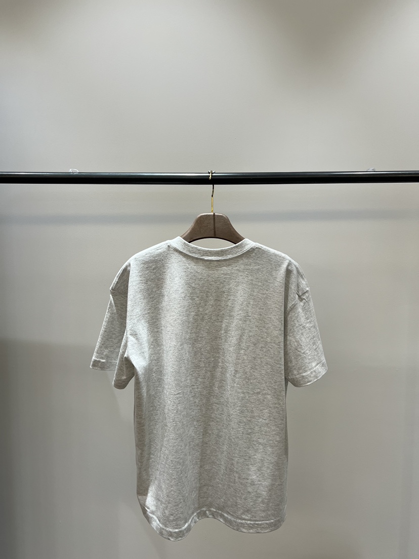 HUE/ERIA東大門實拍女裝新款推薦人氣26春夏休閑時尚T恤HUE/ERIAT恤