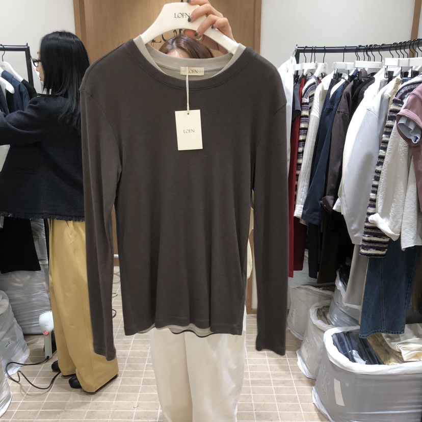 LOFN東大門實拍女士新款推薦時尚真品休閑長袖T恤不含內搭LOFN長袖T恤圖色3