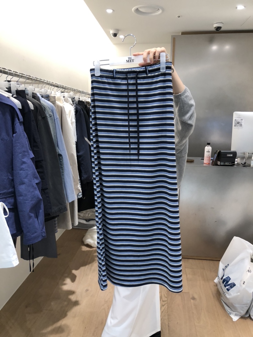 MEET ME東大門代購女裝新款人氣26春夏熱賣時尚職業長裙MEET ME長裙圖色3