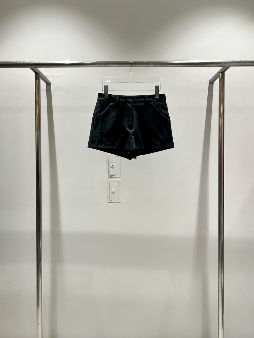 CESTLAVIE韓國直郵女裝新款職業推薦熱賣休閑人氣真品短褲CESTLAVIE短褲圖色1墨色