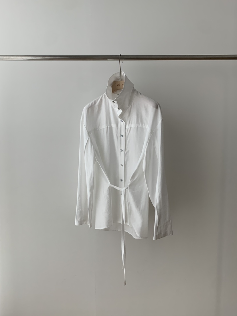 AND THE韓國代購女士新款職業時尚人氣26春夏襯衫蕾絲衫高領AND THE襯衫/蕾絲衫圖色1