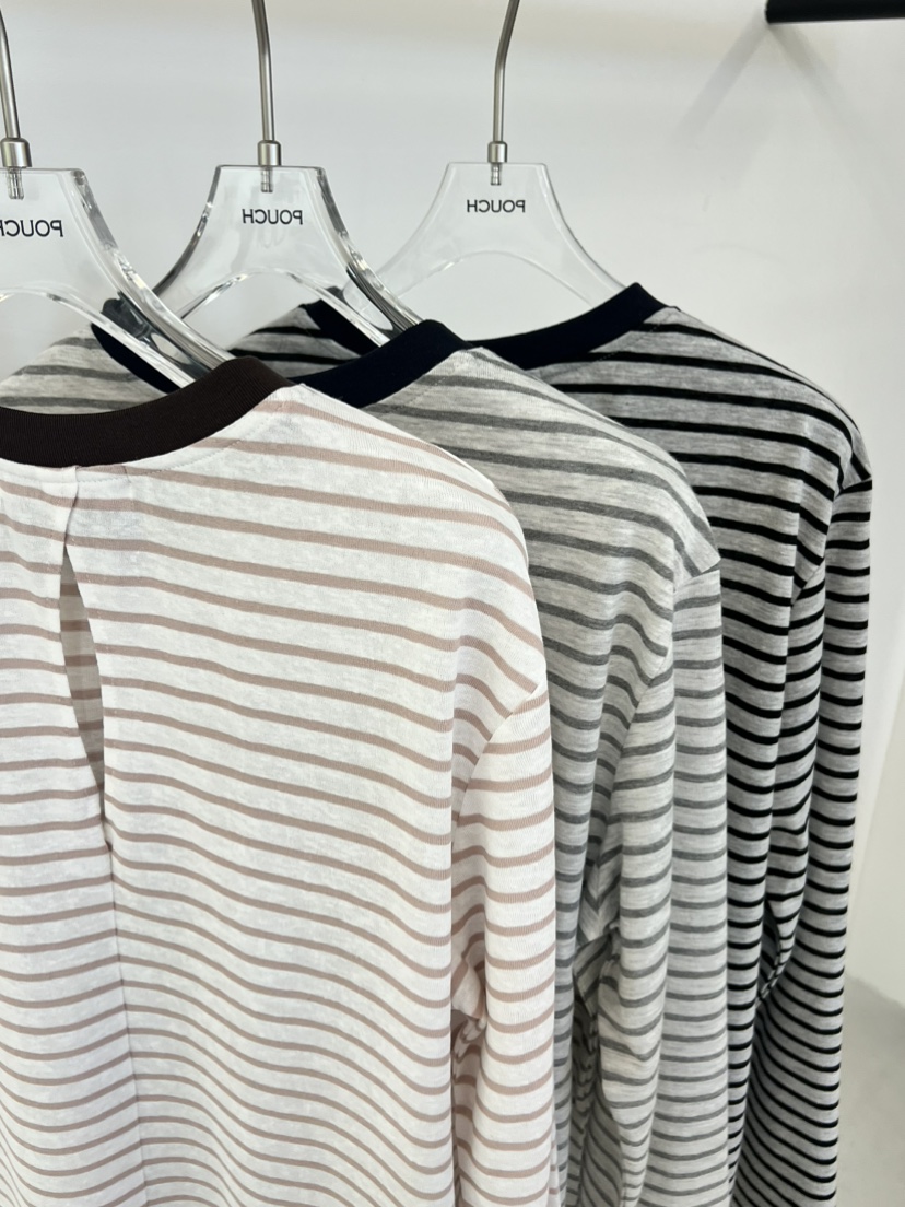 POUCH東大門實拍女士新款人氣時尚休閑26春夏熱賣長袖T恤POUCH長袖T恤