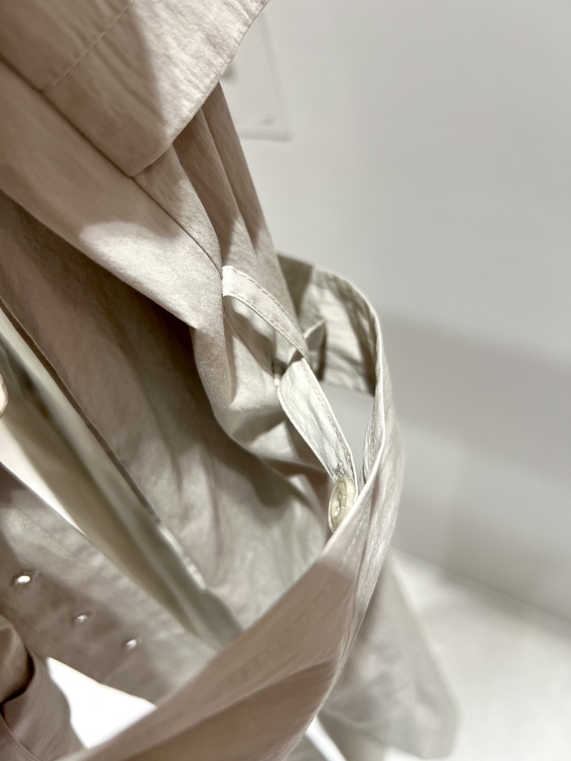 CESTLAVIE東大門實拍女裝新款熱賣時尚長款風衣含腰帶雙層CESTLAVIE長款風衣