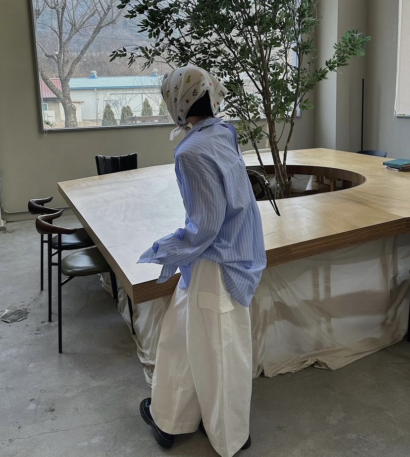 OKIE東大門直郵女裝新款26春夏休閑人氣職業襯衫蕾絲衫寬松OKIE襯衫/蕾絲衫