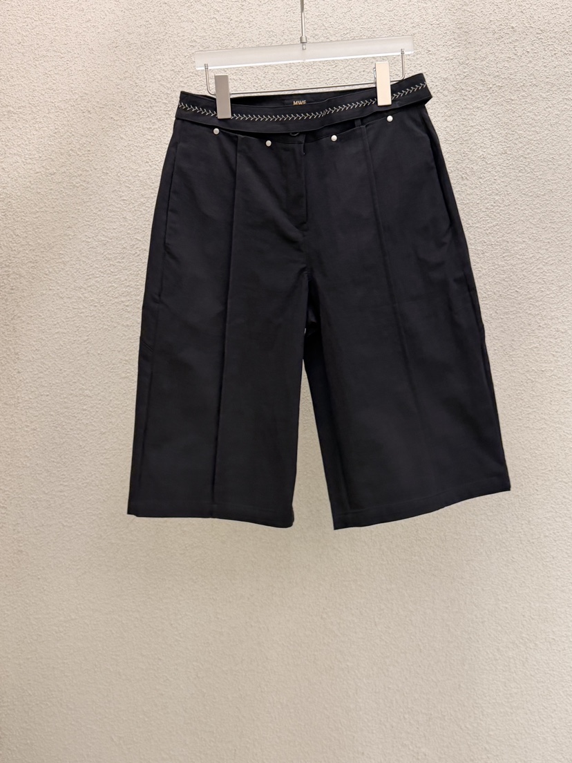 MWE東大門實拍女裝新品時尚真品人氣職業26春夏熱賣推薦短褲MWE短褲