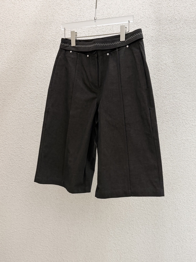 MWE東大門實拍女裝新品時尚真品人氣職業26春夏熱賣推薦短褲MWE短褲