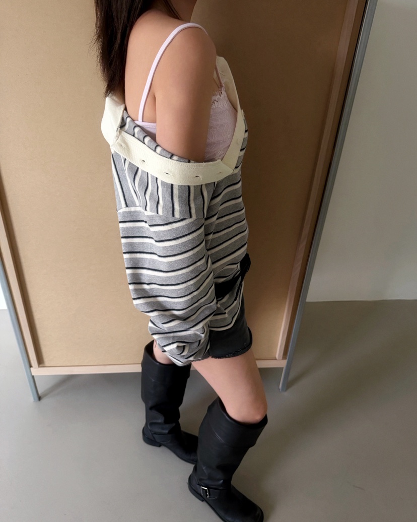 AWESOMESAUCE東大門直郵女士新款熱賣真品長袖T恤不含腰帶AWESOME SAUCE長袖T恤