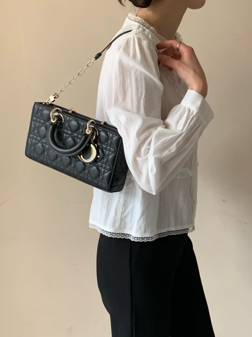 COBALT BLUE東大門實拍女裝新款真品推薦熱賣襯衫蕾絲衫COBALT BLUE襯衫/蕾絲衫