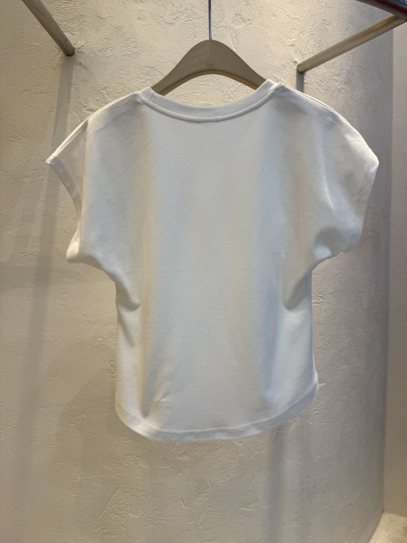 RIAH東大門直郵女士新品真品休閑人氣時尚熱賣職業推薦T恤RIAHT恤