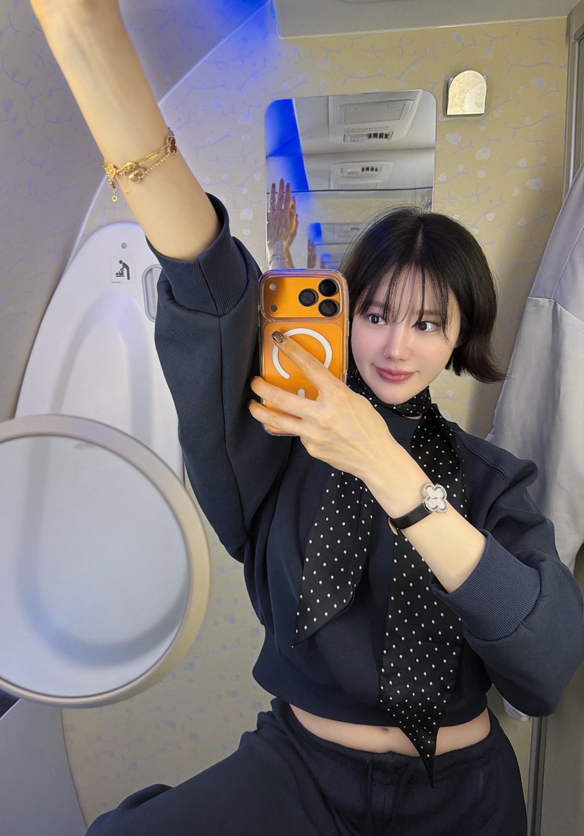 LAVIEU東大門實拍女士新款熱賣職業時尚推薦休閑人氣衛衣LAVIEU衛衣