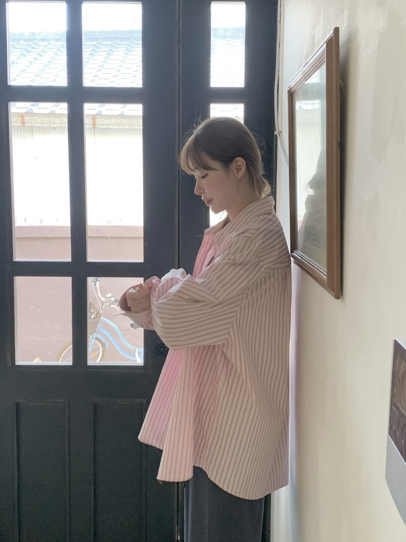 LEGACY韓國直郵女裝新款熱賣職業時尚休閑襯衫蕾絲衫條紋LEGACY襯衫/蕾絲衫