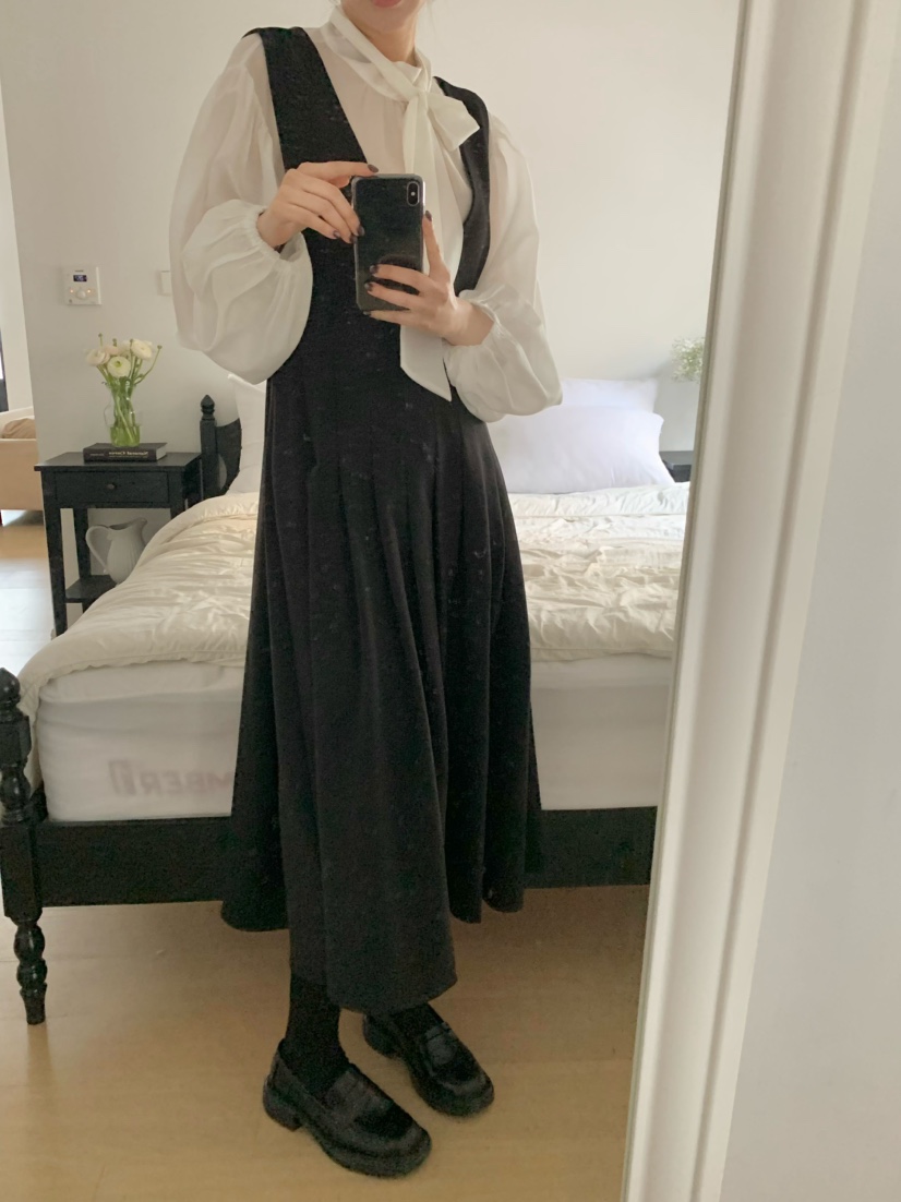 LEGACY東大門直郵女士新款人氣26春夏休閑職業真品連衣裙V領LEGACY連衣裙