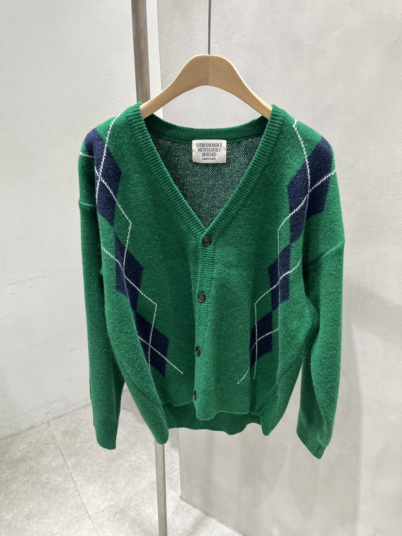 EVERCOMMERCE METICULOUSLY DESIGNED東大門代購女士新品真品針織衫EVERCOMMERCE METICULOUSLY DESIGNED針織衫圖色2