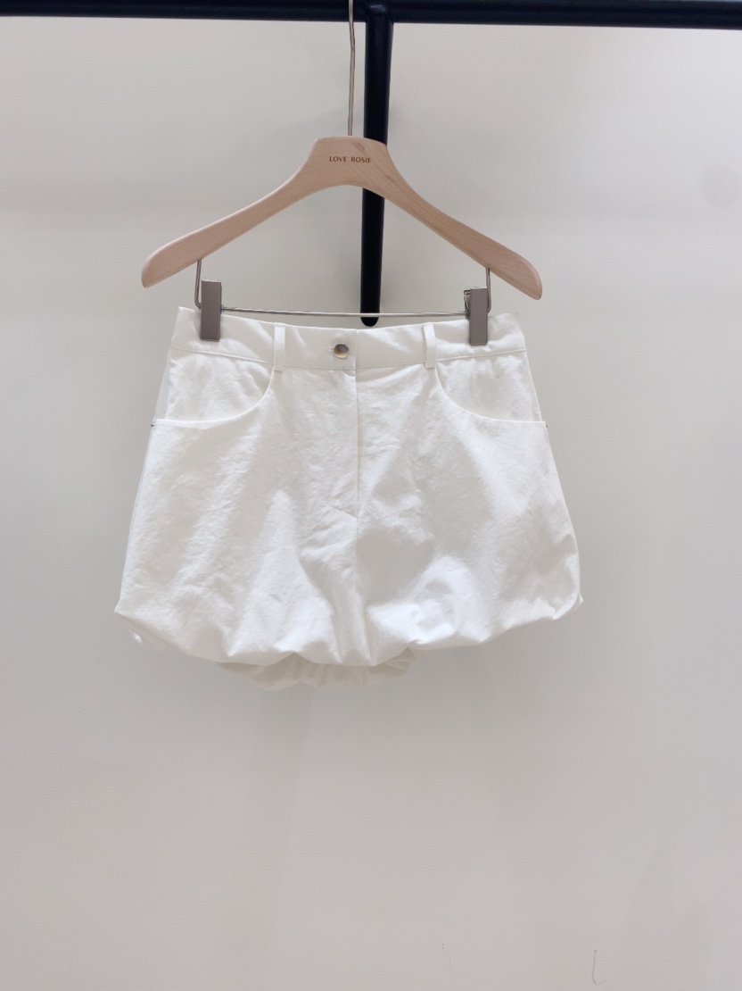 LOVE ROSIE韓國代購女裝新款26春夏時尚真品熱賣推薦短裙LOVE ROSIE短裙圖色1