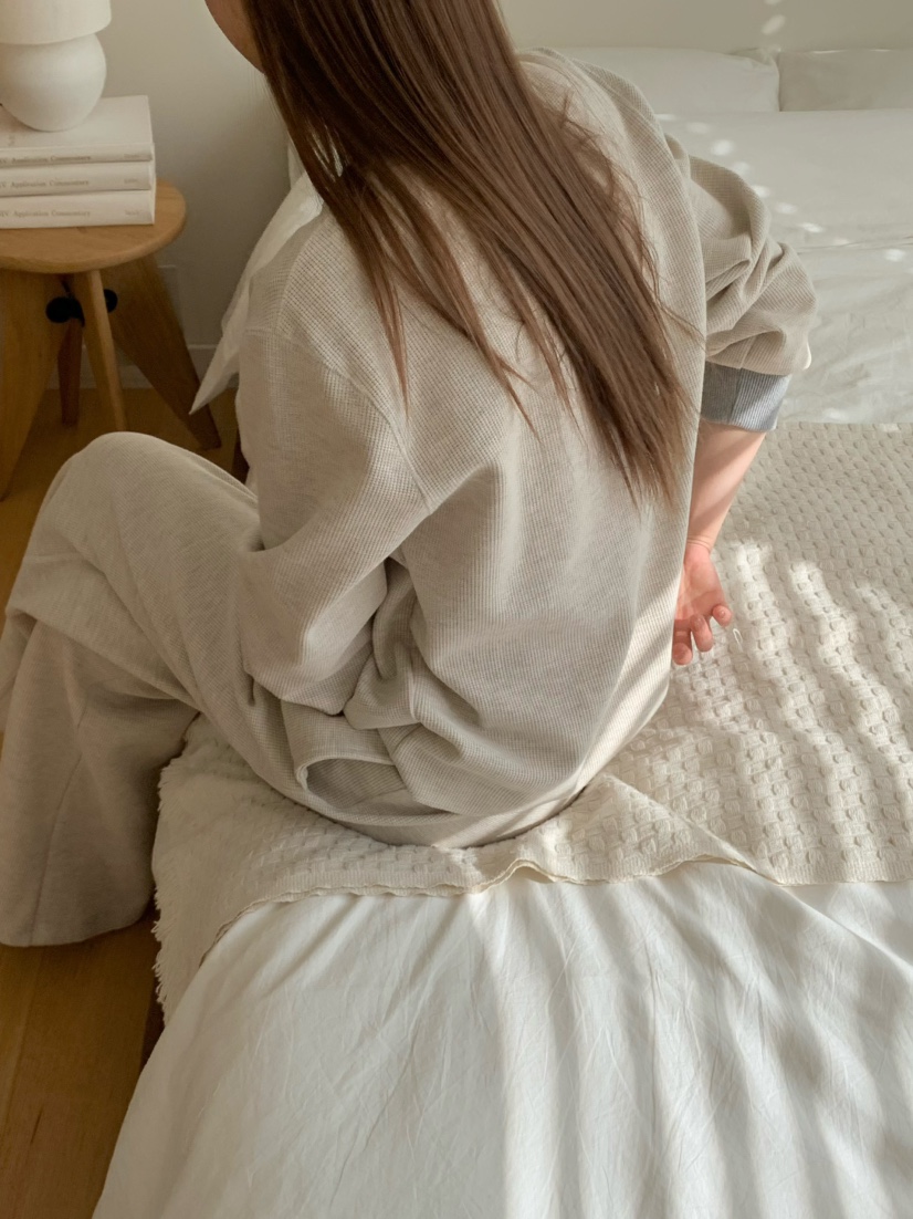 LEGACY東大門直郵女裝新品熱賣真品26春夏休閑時尚職業衛衣LEGACY衛衣