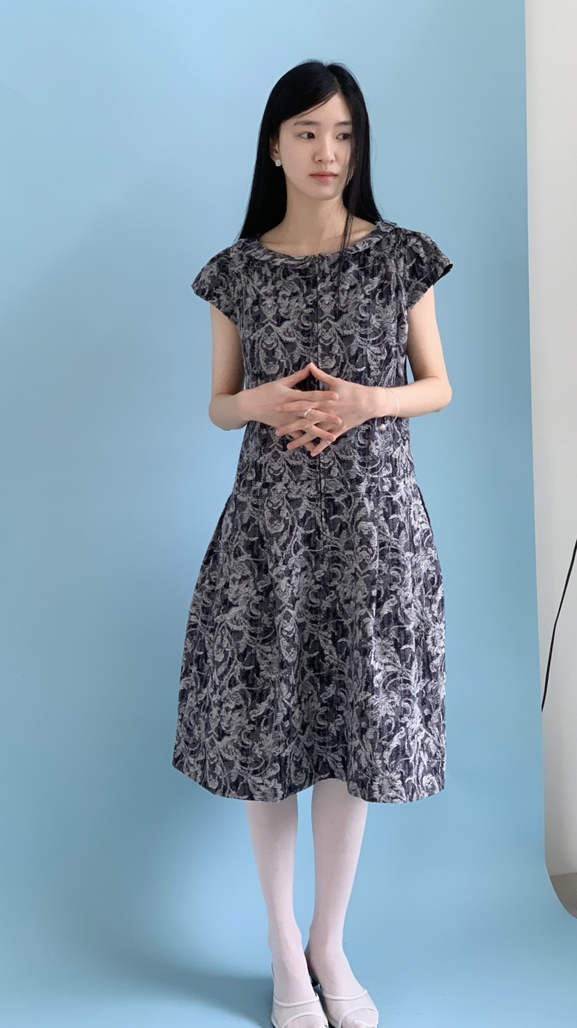 OVER RICH韓國代購女士新品推薦熱賣休閑職業時尚連衣裙OVER RICH連衣裙