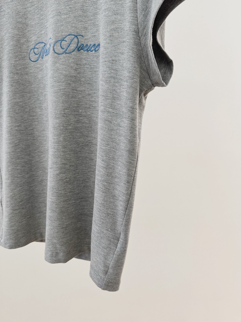 ERUME韓國代購女裝新款人氣職業推薦26春夏時尚熱賣休閑T恤ERUMET恤