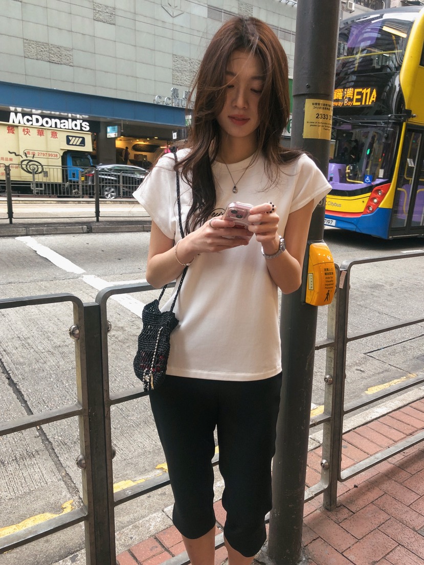 ERUME韓國代購女裝新款人氣職業推薦26春夏時尚熱賣休閑T恤ERUMET恤