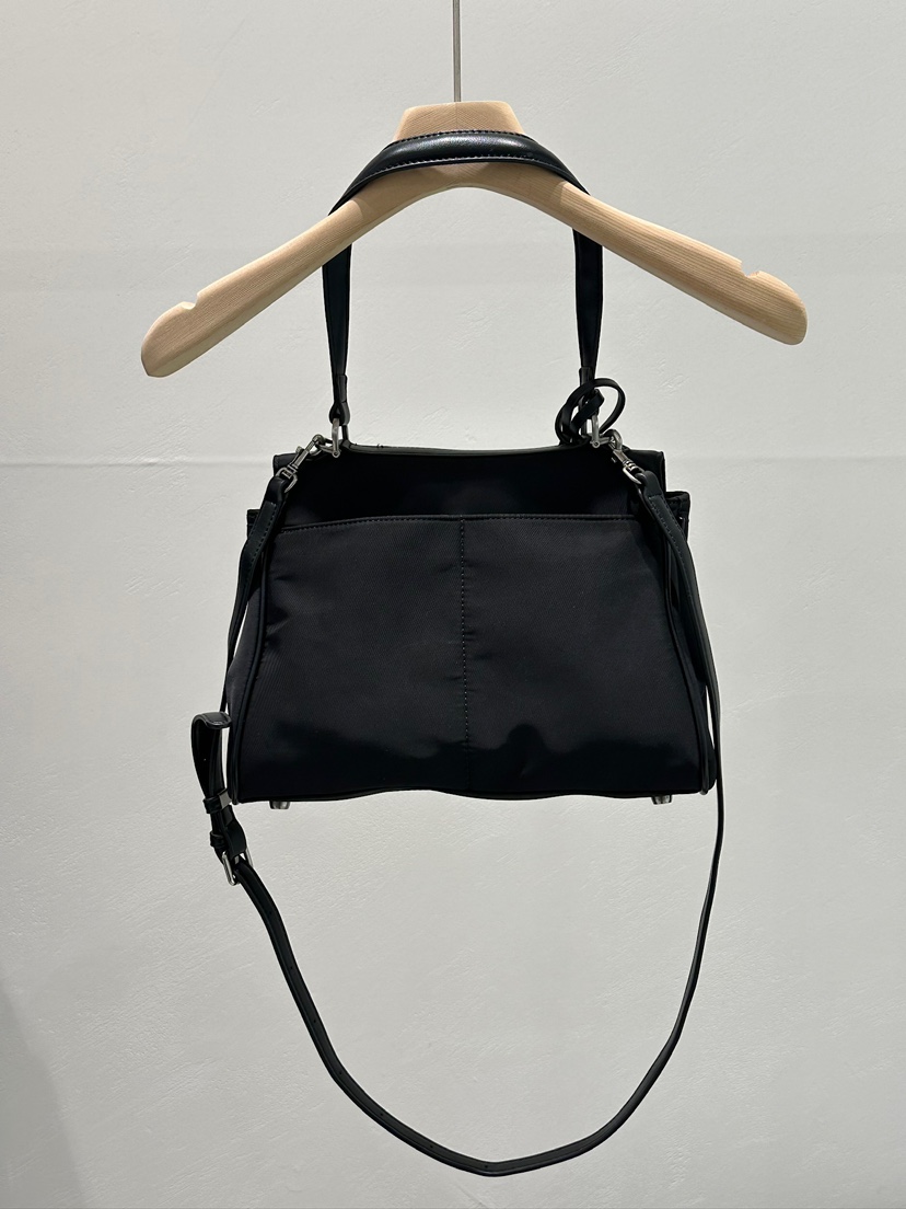 UNBOUND東大門代購女裝新品人氣26春夏熱賣推薦單肩斜跨包UNBOUND單肩/斜跨包