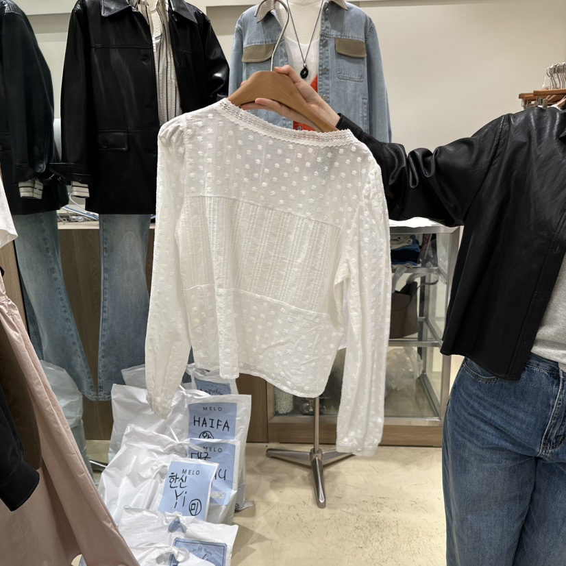 MELO韓國直郵女士新款人氣休閑26春夏真品時尚襯衫蕾絲衫MELO襯衫/蕾絲衫