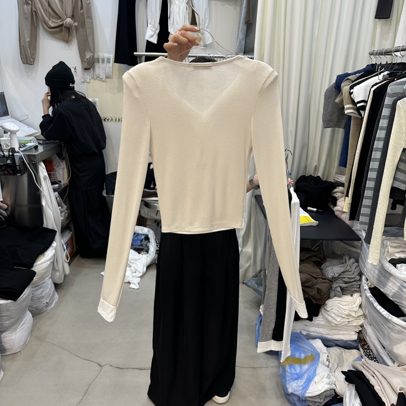 BILLION-L韓國直郵女裝新款真品職業熱賣人氣長袖T恤假兩件BILLION-L長袖T恤