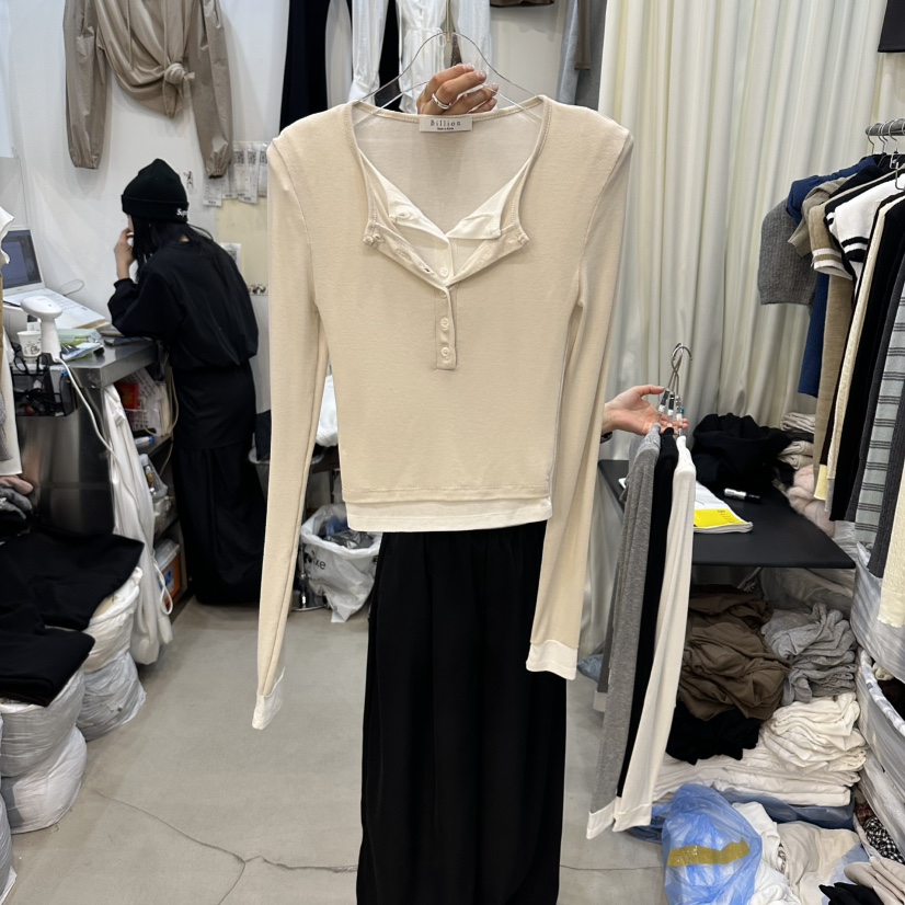 BILLION-L韓國直郵女裝新款真品職業熱賣人氣長袖T恤假兩件BILLION-L長袖T恤圖色1