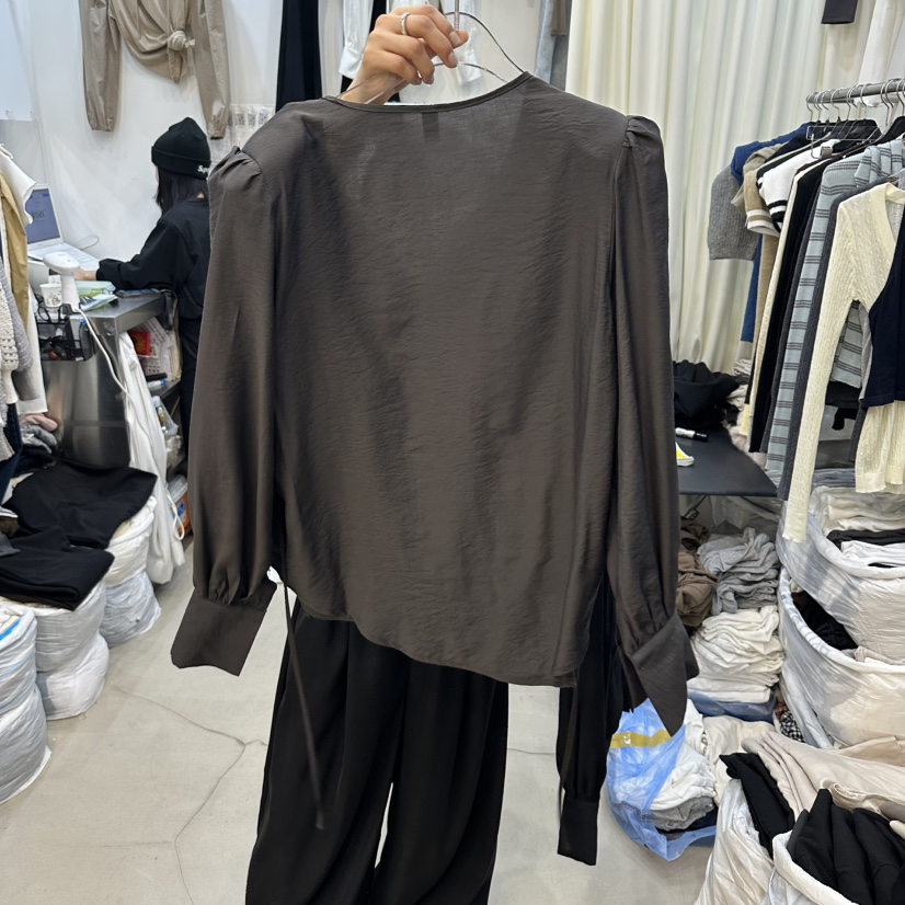 BILLION-L韓國直郵女裝新款熱賣人氣26春夏休閑襯衫蕾絲衫BILLION-L襯衫/蕾絲衫