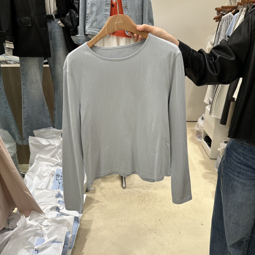 MELO東大門直郵女士新款時尚真品熱賣26春夏推薦休閑長袖T恤MELO長袖T恤圖色2