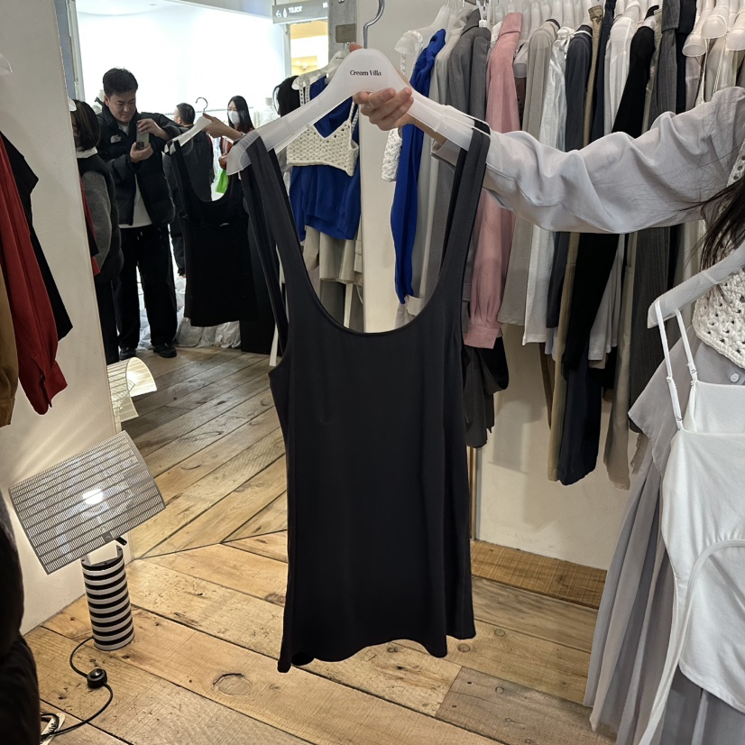 CREAM VILLA東大門直郵女裝新款26春夏吊帶背心CREAMVILLA吊帶/背心圖色2墨色