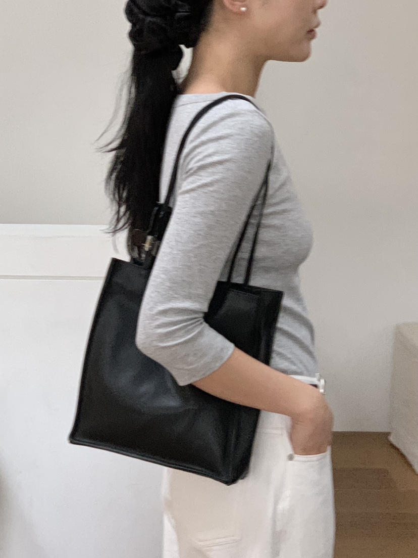 REGULARLY/PLACOR東大門直郵女士新品人氣休閑T恤船領絲綢REGULARLY/PLACORT恤