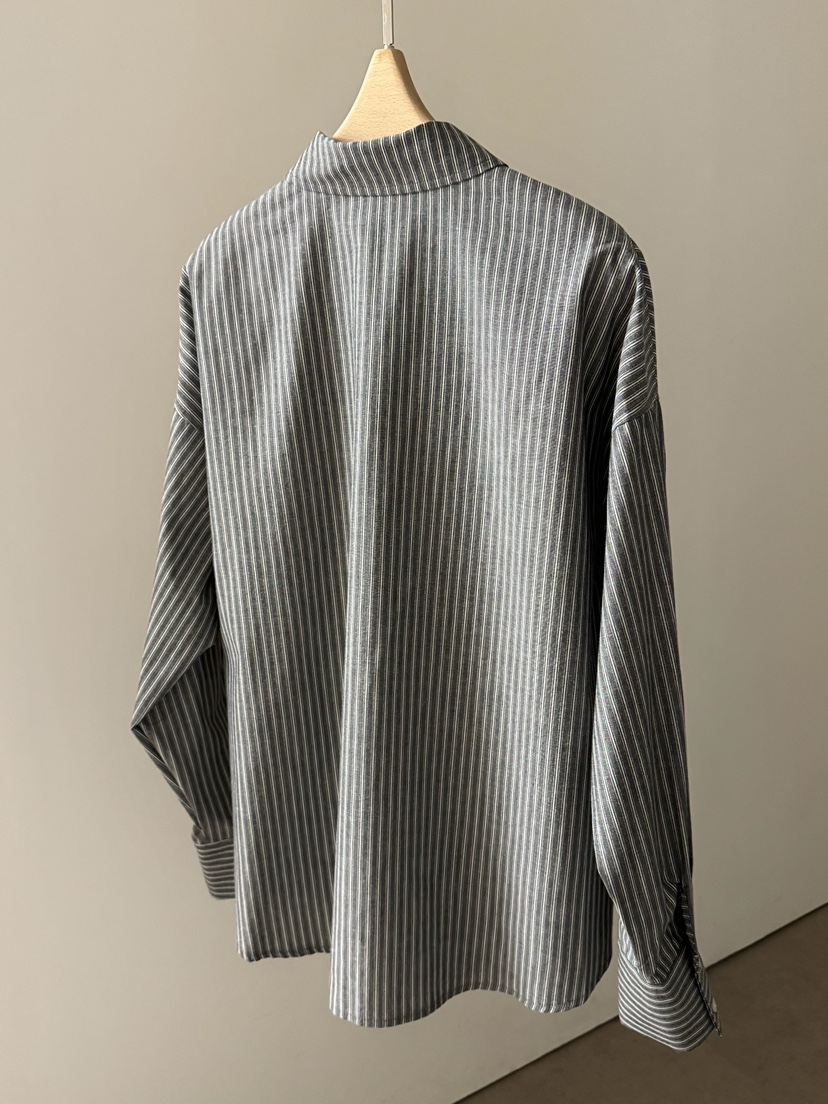 LOWBURN東大門實拍女士新款推薦真品時尚人氣熱賣襯衫蕾絲衫LOWBURN襯衫/蕾絲衫