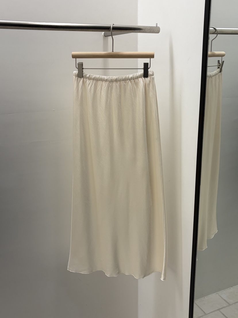 REGULARLY/PLACOR東大門直郵女士新品職業時尚熱賣長裙緞面REGULARLY/PLACOR長裙