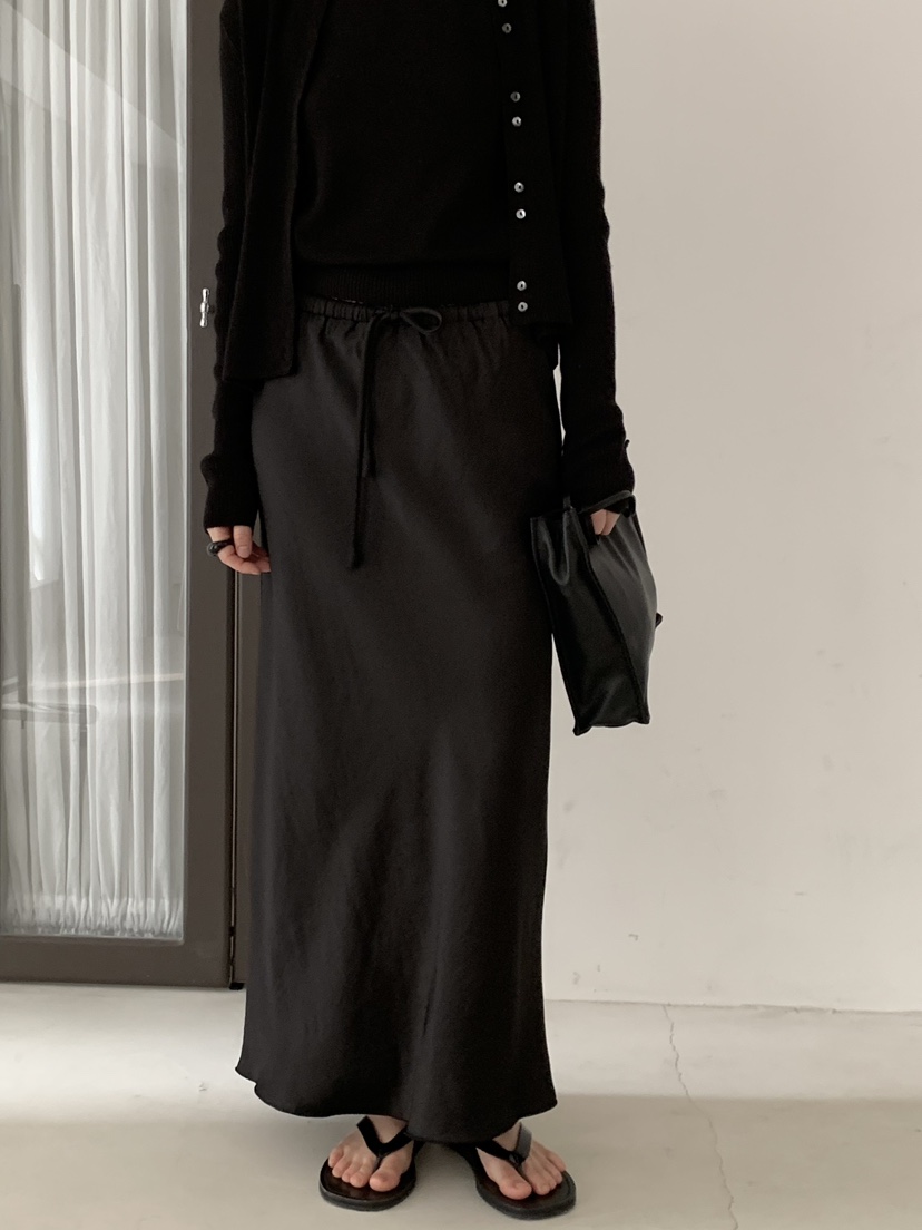 REGULARLY/PLACOR東大門直郵女士新品職業時尚熱賣長裙緞面REGULARLY/PLACOR長裙